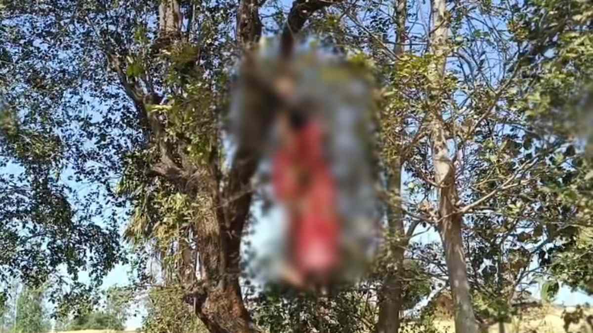 बड़ी खबरः दो युवतियों ने एक ही रस्सी से फांसी लगाकर कर ली आत्महत्या, जांच में जुटी पुलिस