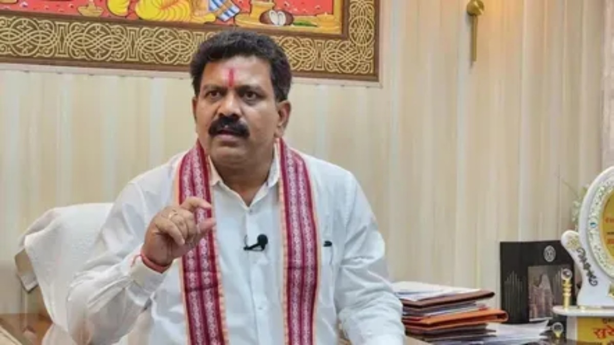 CBI Raid in CG : गृह मंत्री विजय शर्मा बोले, ‘नेता प्रतिपक्ष ने कई मामलों की जांच का जिम्मा सीबीआई को सौंपने कहा था, नतीजे तक पहुंचने के लिए जांच जारी है’