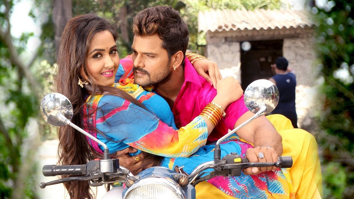 खेसारी लाल यादव ने काजल राघवानी से किया अपने इश्क का इजहार, भोजपुरी गाने ‘दिल बदतमीज़ हो गईल’ में दोनों की केमिस्ट्री देख आपको भी हो जाएगा प्यार