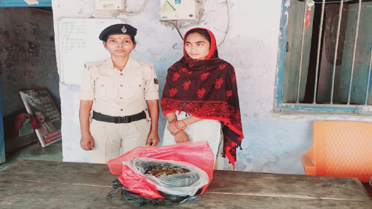 अपने आशिक को अमीर बनाने के लिए गांजा तस्कर बनी महिला, प्यार में बाधा बन रहे देवर के खिलाफ रची थी साजिश, लेकिन खुद हो गई गिरफ्तार