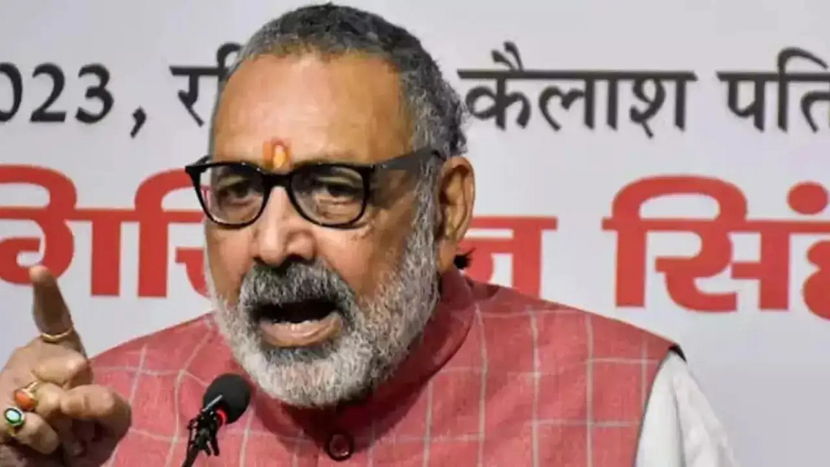 ‘हिंदुओं के साथ जो हुआ, उसका फल भोगना पड़ेगा’, गिरिराज सिंह ने बांग्लादेश को दी खुली चुनौती, कहा- हिंदुओं का जिंदा रहना मुश्किल…