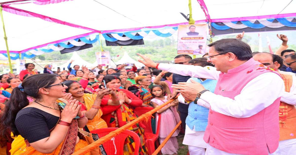 मां अग्नेरी के ऐतिहासिक मंदिर पहुंचे CM धामी : चैत्र अष्टमी मेला में हुए शामिल, क्षेत्रवासियों के लिए की कई बड़ी घोषणा