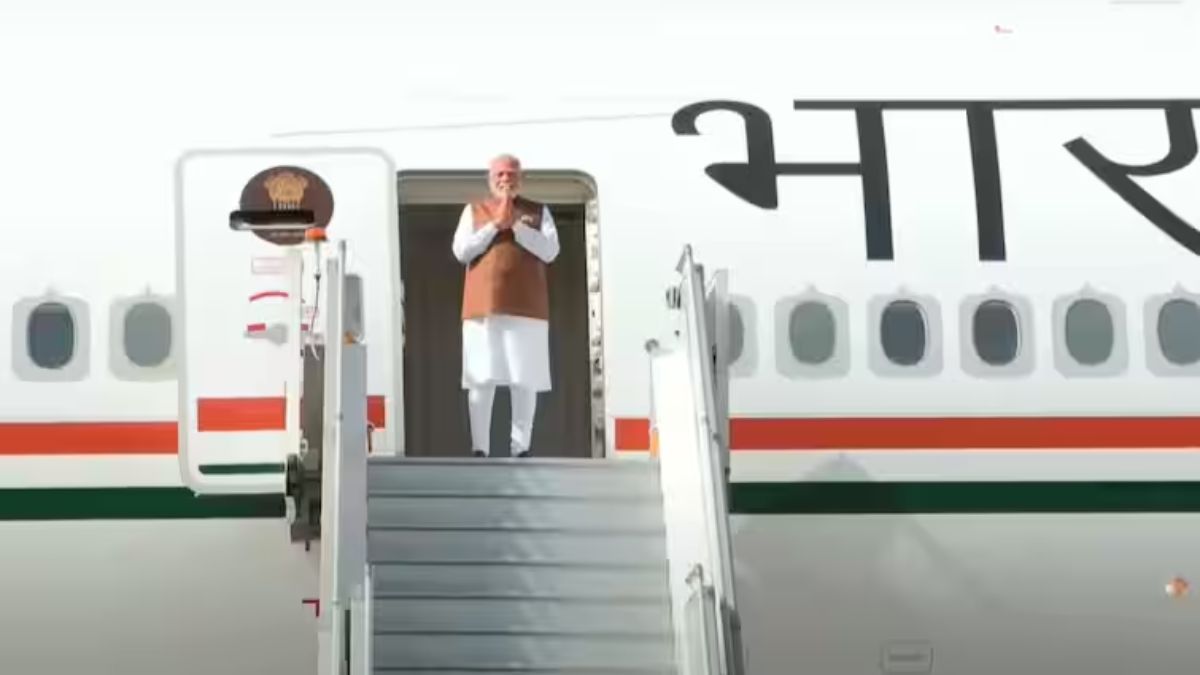 PM Modi Saudi Arabia Visit: पीएम मोदी 2 दिन के सऊदी अरब दौरे पर रवाना, क्राउन प्रिंस मोहम्मद बिन सलमान से मुलाकात करेंगे; भारतीय समुदाय को करेंगे संबोधित