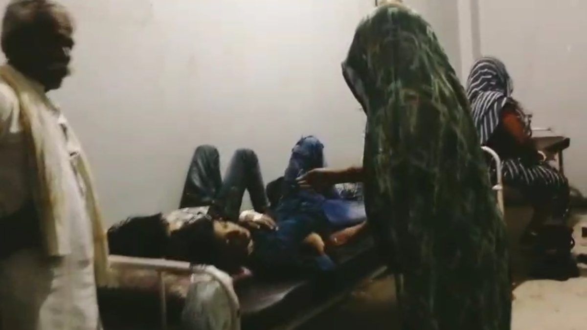 दो गांव में फूड पॉइजनिंग: गोलगप्पे खाने से 30 बच्चे बीमार, ग्रामीण बोले- नींबू-इमली और मसालों की जगह पानी में मिलाया जा रहा केमिकल
