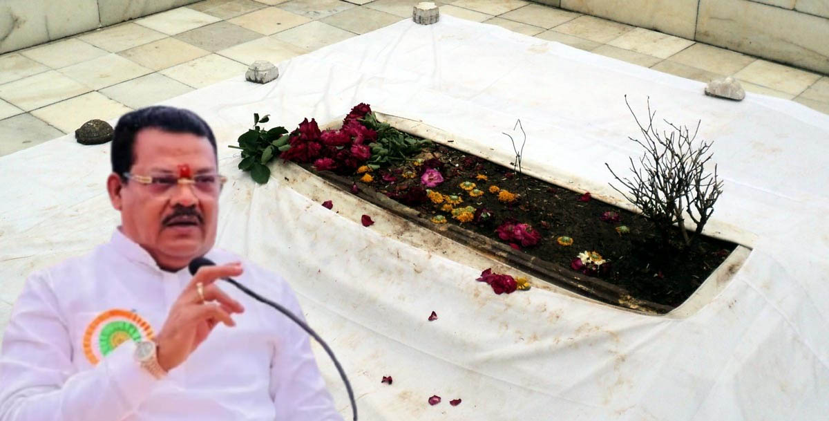 औरंगजेब की कब्र स्थली खुलदाबाद शहर बनेगा रतनपुर? CM फडणवीस के मंत्री का ऐलान