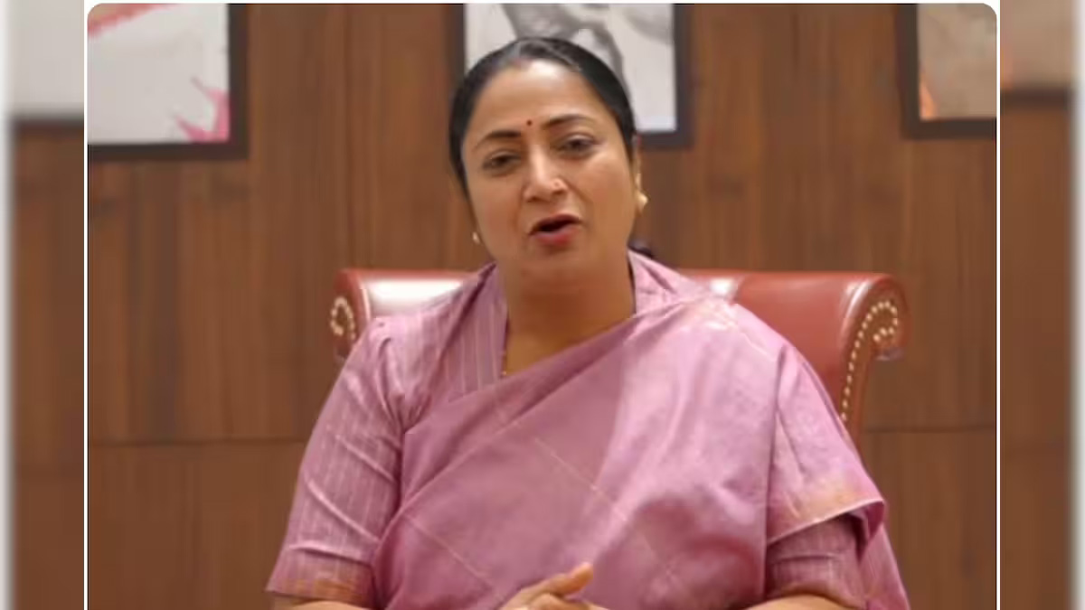 CM रेखा गुप्ता ने 28 सरकारी अस्पतालों के मेडिकल डायरेक्टर और सुपरिटेंडेंट का किया तबादला