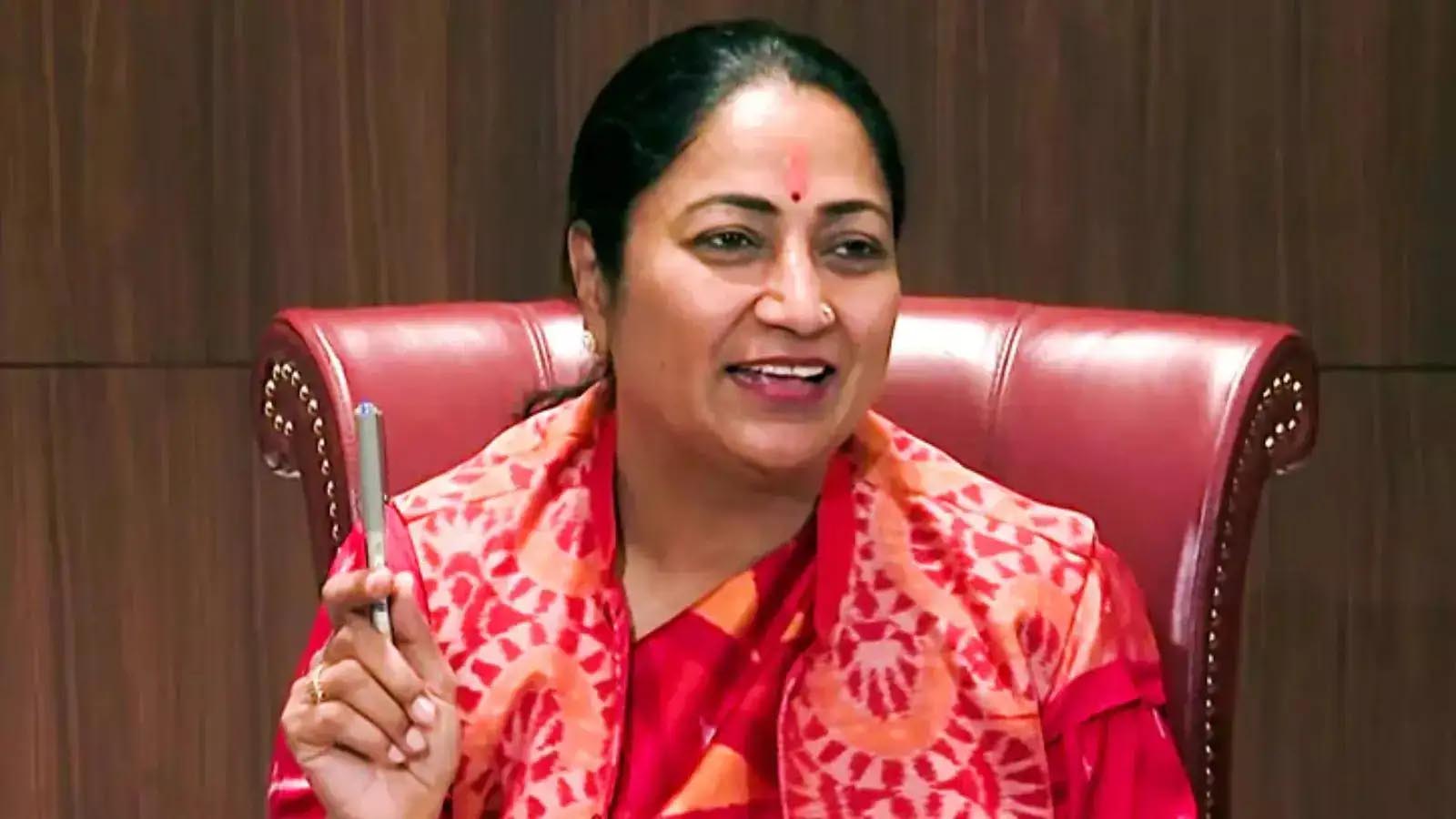 Delhi: CM रेखा गुप्ता ने कहा- दिल्ली में 28 अप्रैल को लागू होगी वय वंदना योजना, बुजुर्गों को मिलेगा लाभ, हेल्थ कार्ड का होगा वितरण