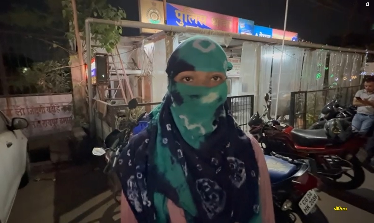Raipur में लड़कियों के गैंग ने अपनी ही सहेली पर किया हमला… जमकर की पिटाई, पंच भी मारे, देखें Video
