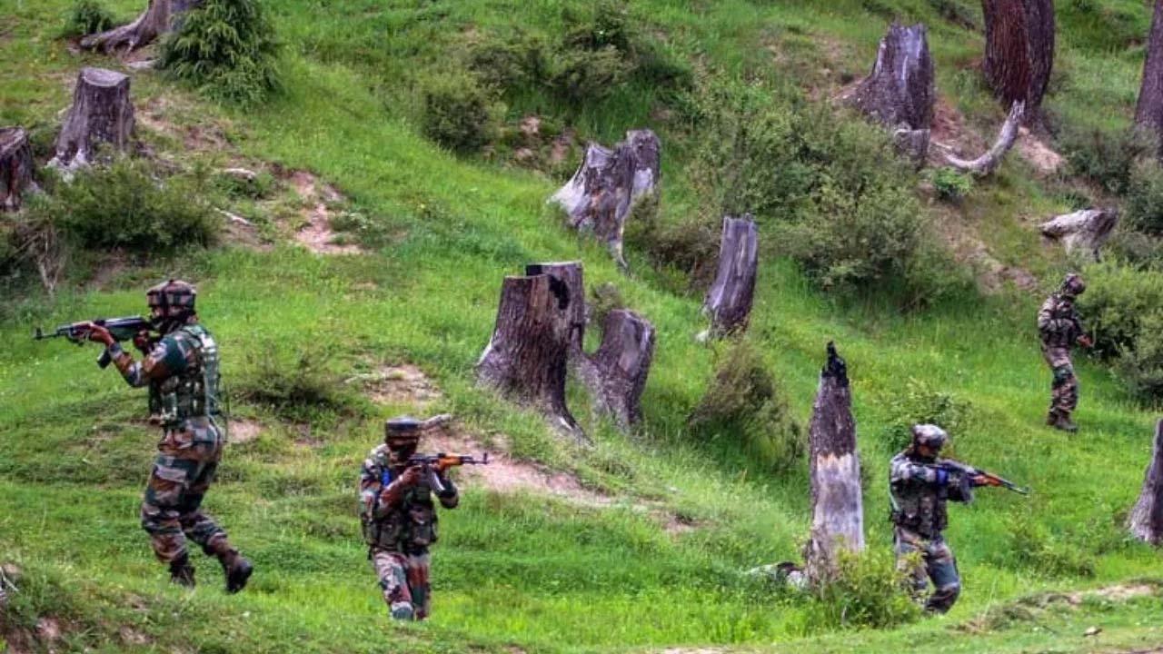 जम्मू कश्मीर के बांदीपोरा एनकाउंटर में लश्कर आतंकी अल्ताफ लाली ढेर, 2 जवान घायल