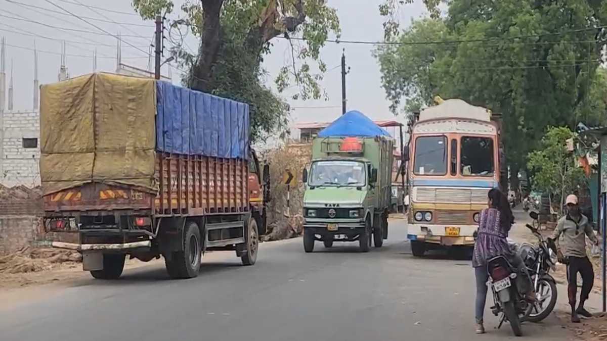 बायपास की मांग अब तक अधूरी : शहर के बीचों-बीच दौड़ रहे भारी वाहन, सालभर में हुए 60 से ज्यादा हादसे
