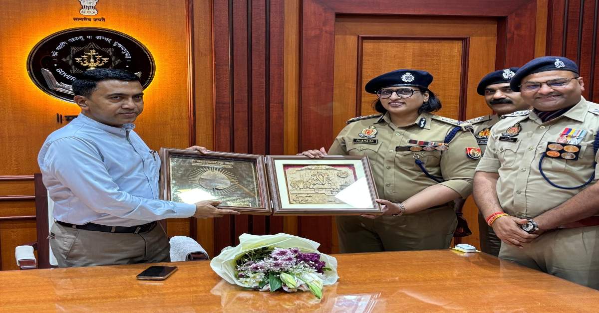 यूपी अग्निशमन विभाग को गोवा में मिला सम्मान : CM प्रमोद सावंत ने महाकुंभ में उत्कृष्ट कार्य करने वाले अधिकारियों को किया सम्मानित