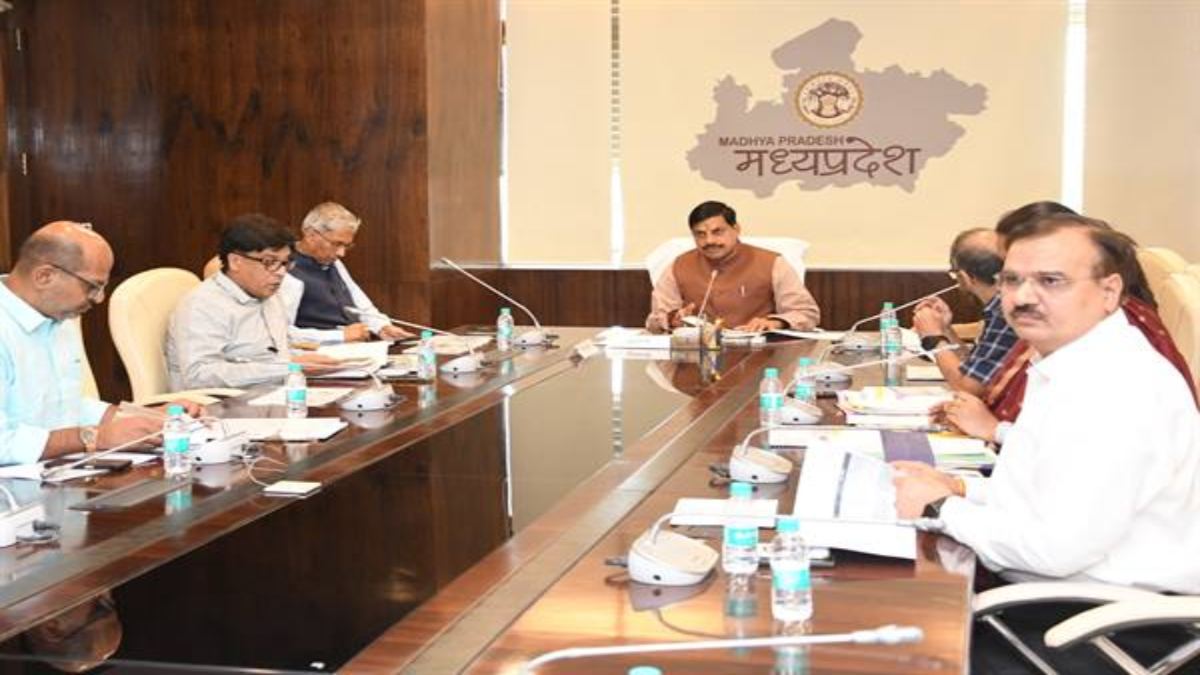 MP में 5 नए आयुर्वेद कॉलेज तैयार: जल्द शुरू होगी पढ़ाई, CM डॉ मोहन ने झोलाछाप डॉक्टरों पर अंकुश लगाने के दिए निर्देश