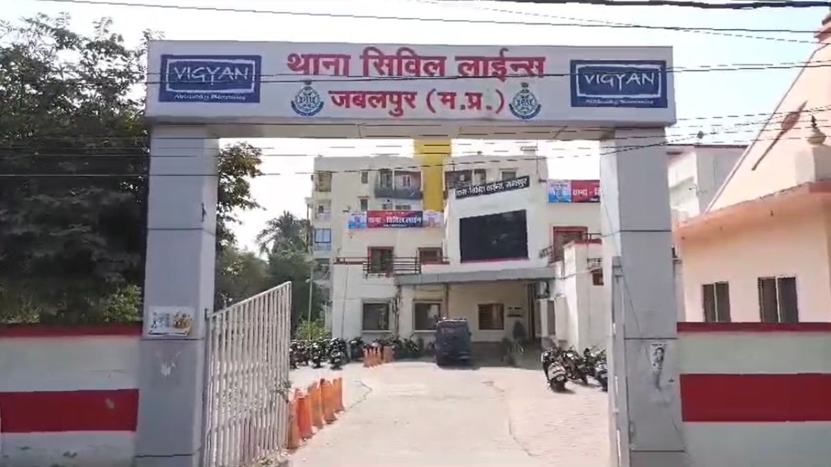 दो कनाडाई नागरिकों ने बढ़ाई पुलिस की चिंता: बिना सूचना ठहरे थे होटल में, मैनेजर के खिलाफ मामला दर्ज
