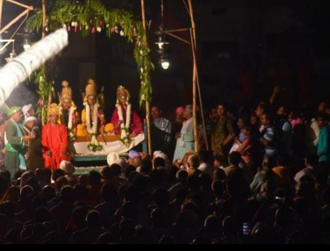 ओडिशा : नारियल का पेड़ टूटकर महिलाओं पर गिरने से महिला की मौत, 4 की हालत गंभीर