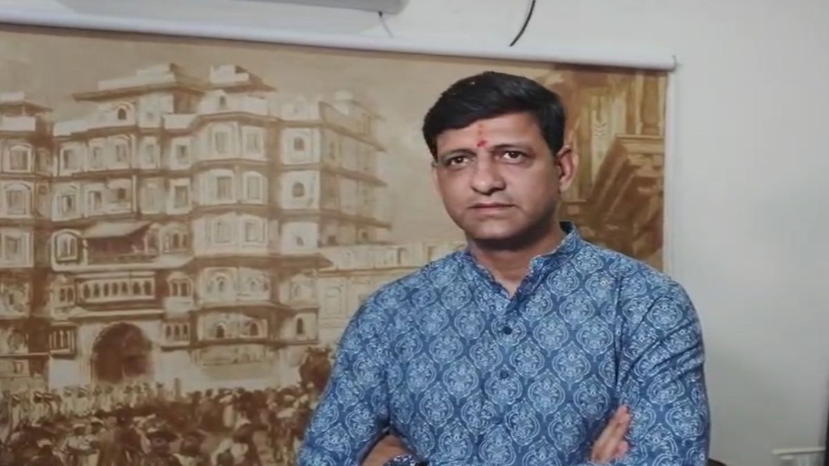 Pahalgam terror attack: इंदौर महापौर बोले-पाकिस्तानियों के अलावा अवैध रूप से रह रहे रोहिंग्या और बांग्लादेशियों पर भी हो कार्रवाई