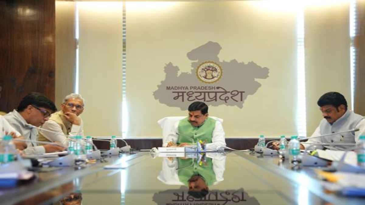 बारदानों पर लगेंगे क्यूआर कोड: फसल खरीदी में गड़बड़ी रोकने सरकार का फैसला, CM डॉ मोहन बोले- किसानों को समय पर मिले उपार्जन राशि भुगतान