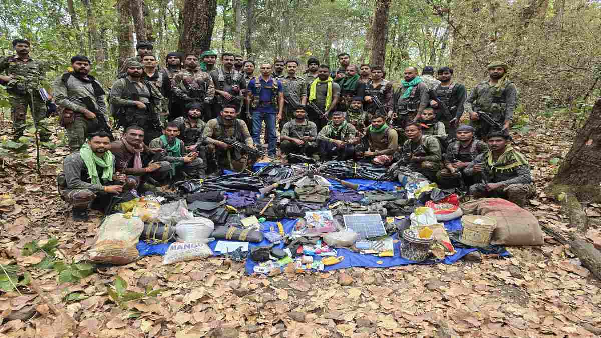 MP Mandla Encounter : मुठभेड़ में ढेर हुई महिला नक्सलियों की हुई पहचान, छत्तीसगढ़ और महाराष्ट्र की रहने वाली थी दोनों