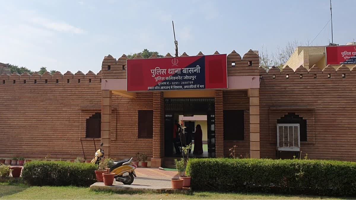 Rajasthan News: मंदिर में गुपचुप रचाया गया बाल विवाह, माता-पिता समेत पांच लोग गिरफ्तार