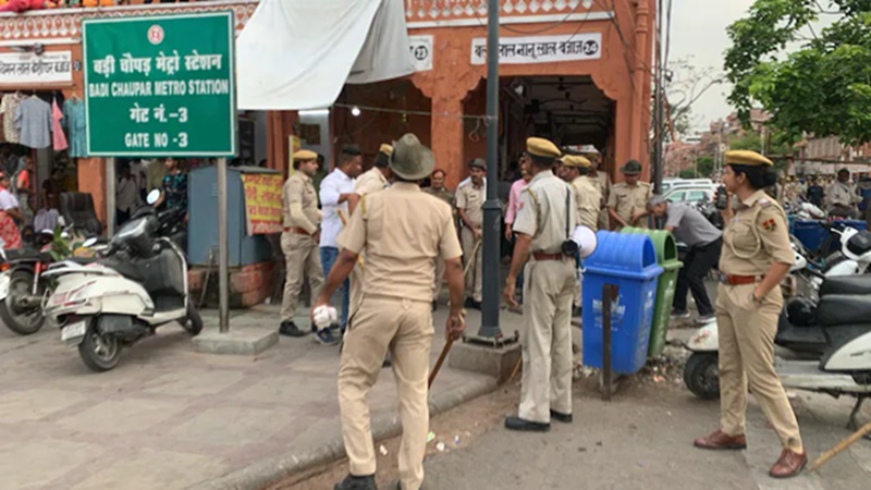 Rajasthan News: बालमुकुंद आचार्य के खिलाफ मस्जिद कमेटी ने दिया दो दिन का अल्टीमेटम, कार्रवाई नहीं हुई तो होगा आंदोलन