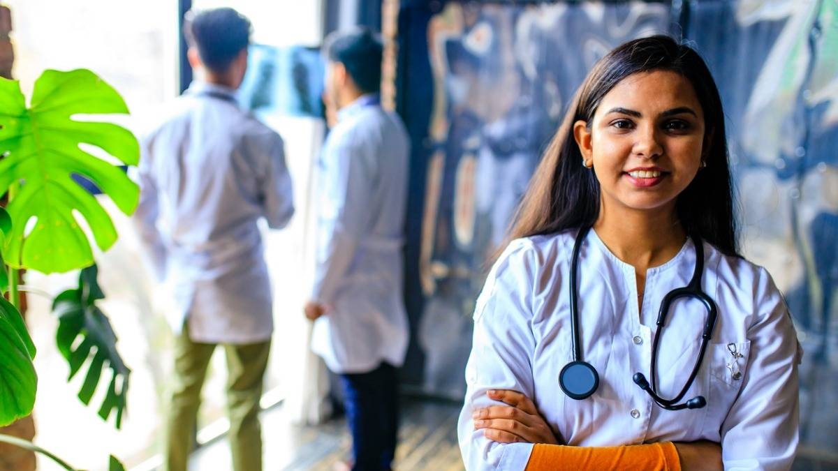 B.Sc Nursing Main Exam 2025: आवेदन कल से शुरू, जानें पूरी डिटेल