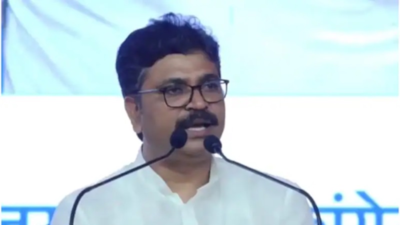 Rajasthan Politics: हमारी औकात बीजेपी तय नहीं करेगी, कांग्रेस अधिवेशन में टीकाराम जूली का तीखा हमला