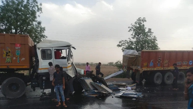 Rajasthan News: जयपुर में भीषण सड़क हादसा, हाईवे पर 7 वाहन भिड़े, 12 गंभीर