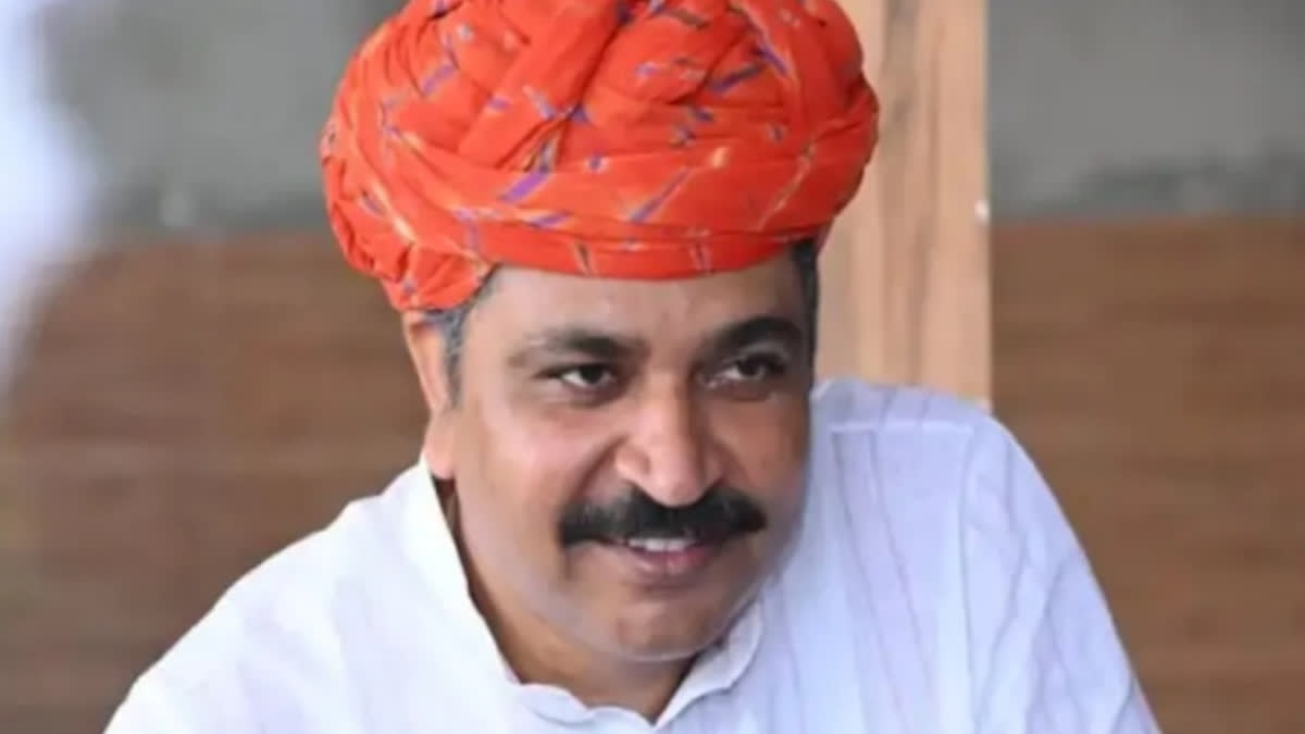 Rajasthan News: दलित युवक से अमानवीय घटना पर टीकाराम जूली ने जताई चिंता, सरकार से की ये मांग