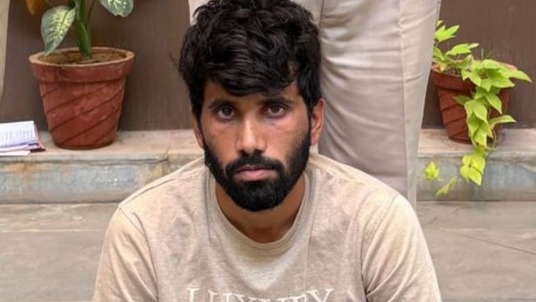 Rajasthan News: किराए पर लग्जरी कारें लेकर हड़पने वाले गिरोह का भंडाफोड़, जेल से हो रहा था संचालन