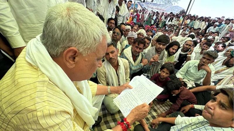 Rajasthan News: बाघ हमले में मृत बच्चे के परिवार को देंगे 1 महीने की सैलरी, एक अन्य मृतक के परिजनों को 15 लाख देने की घोषणा