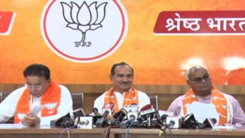 Rajasthan Politics: संविधान बचाओ रैली पर भाजपा का तीखा प्रहार; खड़गे के बयान को हिंदू समाज का अपमान बताया