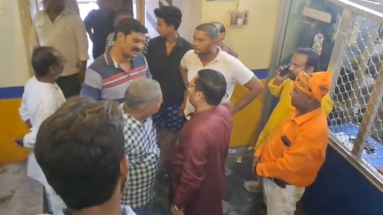 Bihar News: बेखौफ अपराधियों ने बीजेपी के पूर्व उपाध्यक्ष की पुत्री के चेहरे पर फेंका एसिड, हालत गंभीर 