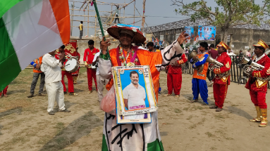 Bihar News: आज बेगूसराय आएंगे कांग्रेस नेता राहुल गांधी, पार्टी कार्यकर्ताओं में हर्ष का माहौल 
