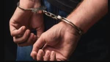 Bihar News: अवैध वसूली करते रंगे हाथ युवक गिरफ्तार, जानिए पूरा मामला