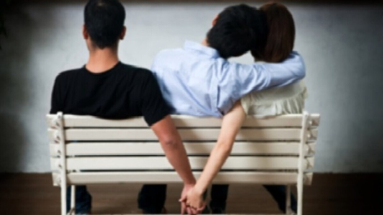 Bihar News: अपने पति को छोड़ प्रेमी संग भागी विवाहिता, जानें पूरा मामला