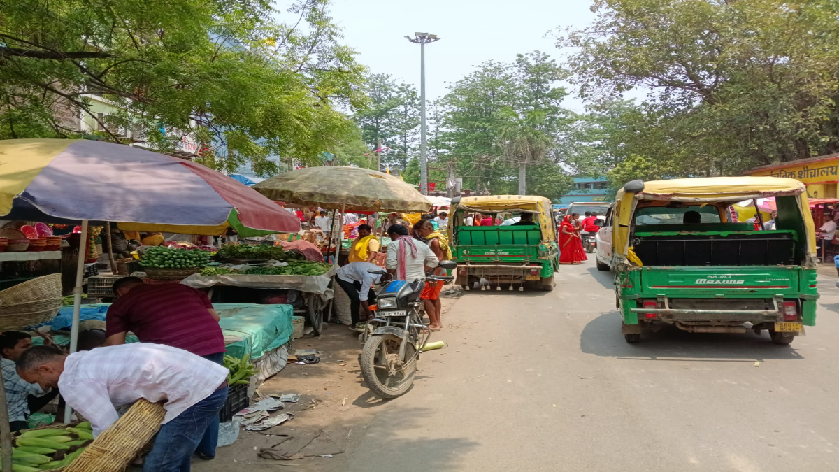 Bihar News: मनेर में 24 घंटे में अतिक्रमण हटाने का एसडीओ के निर्देश के बीते 4 दिन, अबतक नहीं चली अतिक्रमण हटाओ अभियान