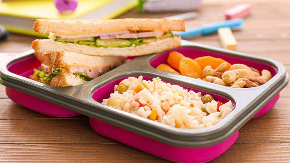 Summer Lunchbox Food Freshness Tips: अब गर्मी में नहीं होगा लंच बॉक्स का खाना खराब, अपनाएं ये 8 स्मार्ट टिप्स…