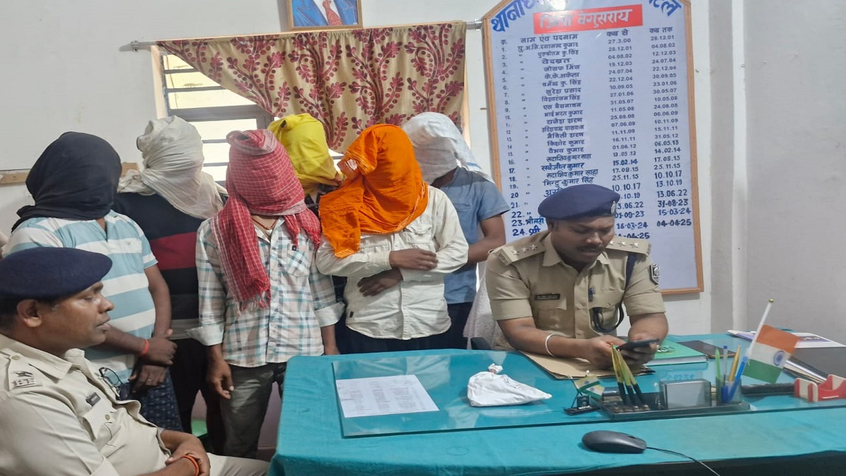 Begusarai Theft Case : पुलिस ने 50 घंटे के अंदर बरामद किया ई रिक्शा, आरोपियों ने खोले कई और राज…