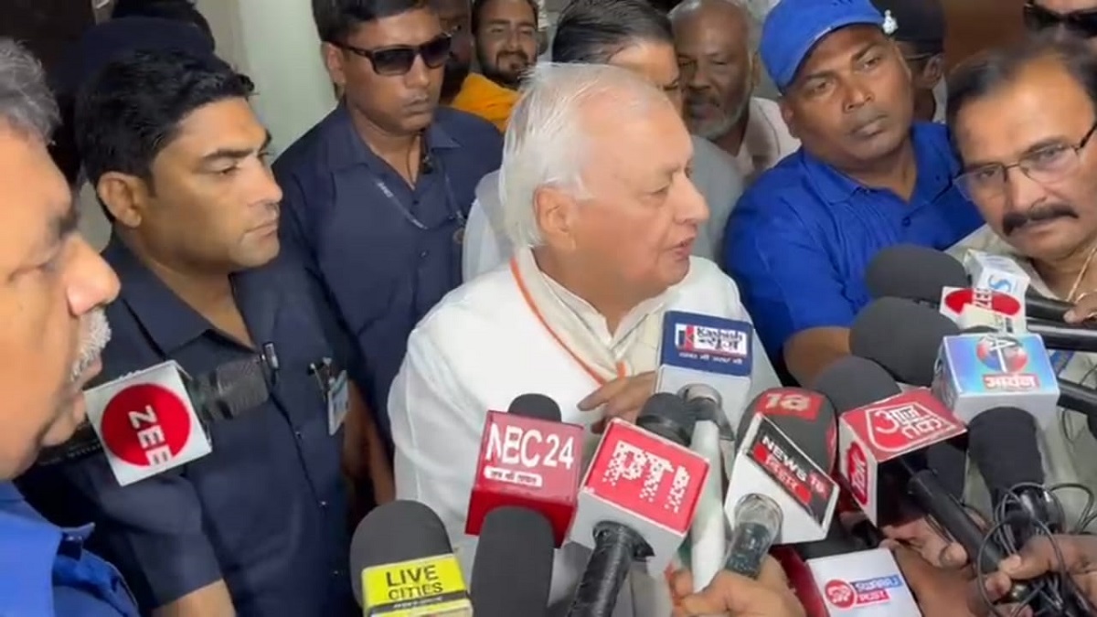 Millat Bachao Mulk Bachao Conference : राज्यपाल ने कहा वक्फ ने अब तक गरीब मुस्लिमों के लिए कोई सार्थक काम नहीं किया…