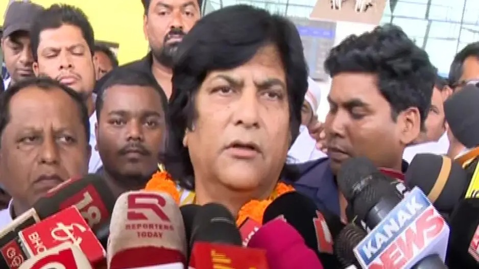 वक्फ बिल पर वोटिंग को लेकर बीजद सांसद मुन्ना खान ने की सस्मित पात्र की आलोचना, कहा – दोगलापन बर्दाश्त नहीं किए जाएंगे