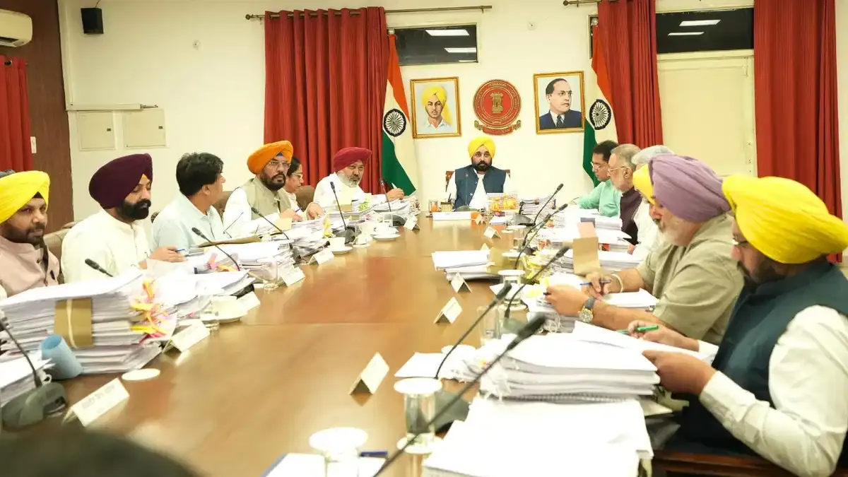पंजाब कैबिनेट की बैठक शुरू, कई प्रस्तावों पर लग सकती है मुहर