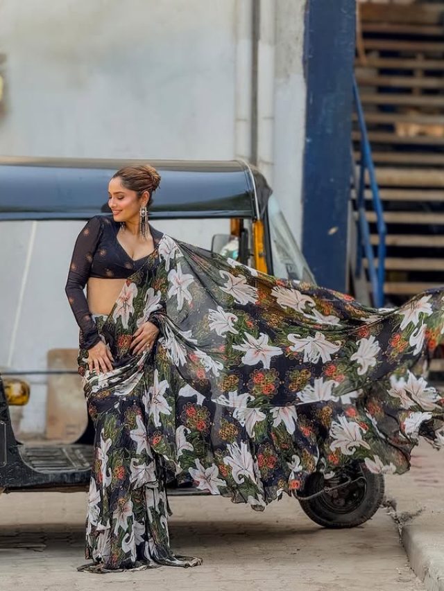 Ankita Lokhande ने ब्लैक साड़ी में लगाया Glamour का तड़का, देखिये Hot Photos