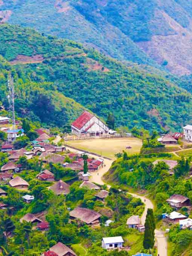 अनोखा गांव, जहां लोग एक देश में खाते हैं और  दूसरे देश में सोने हैं