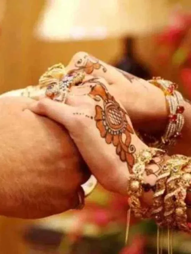 4 बच्चों और पति को छोड़… 30 साल के पोते संग 50 साल की दादी हुई फरार