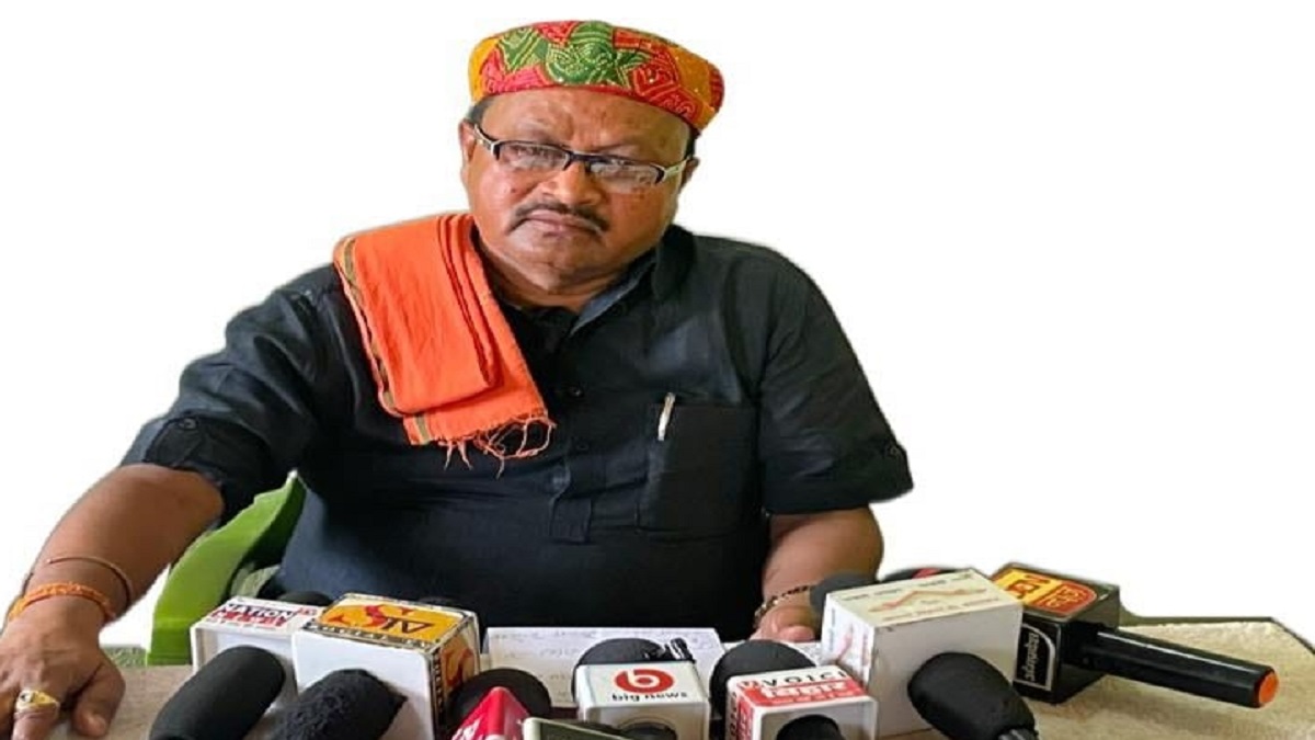 Gopal Mandal Controversial Statement : JDU विधायक की फिर फिसली जुबान, दे डाला विवादित बयान…क्या राजनीति में फिर मचेगा सियासी घमासान?