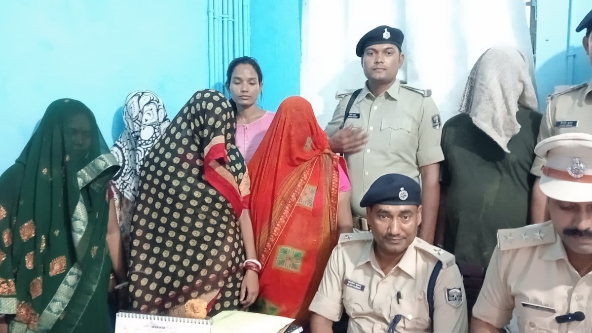 Bhagalpur Cyber Fraud : मोटी कमाई का चक्कर पड़ा महंगा, ऑनलाइन लोन के नाम पर ठगी करने वाली 3 महिला और युवक गिरफ्तार…