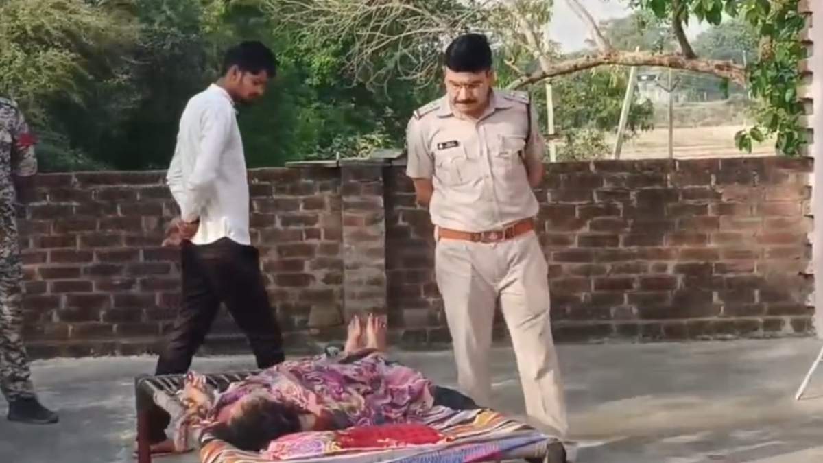 चोरी के दौरान महिला की नींद खुली, चोरों ने गला दबाकर मौत के घाट उतार दियाः सुबह पत्नी की लाश देख पति के उड़े होश, लाखों के माल ले उड़े चोर