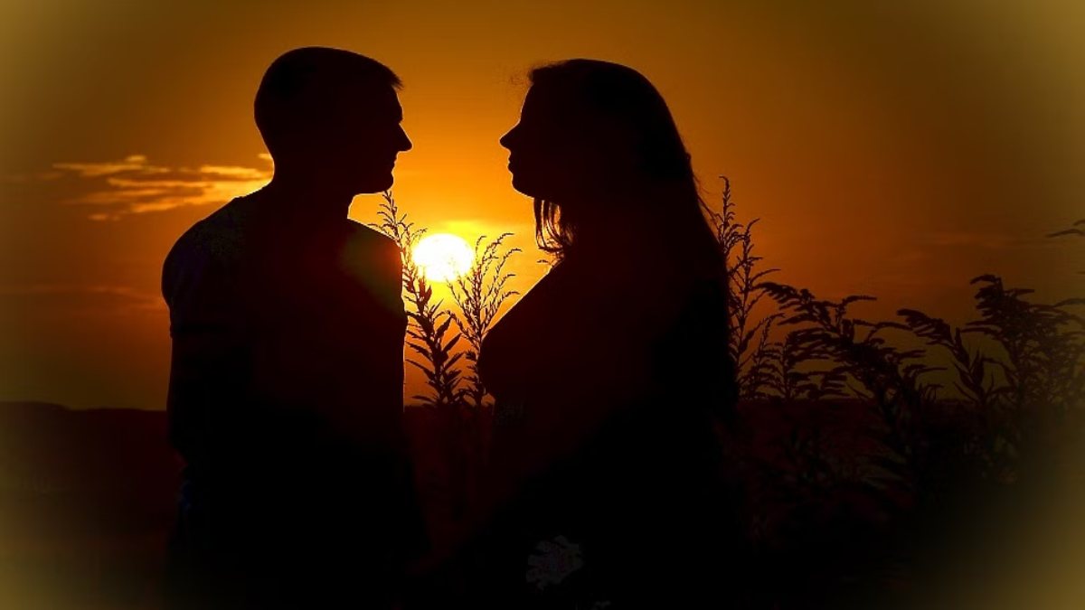 एक ‘LOVE’ स्टोरी ऐसी भी… 2 बच्चे की मां अपने ही भतीजे को दे बैठी दिल, आशिक के साथ रहने पति को…