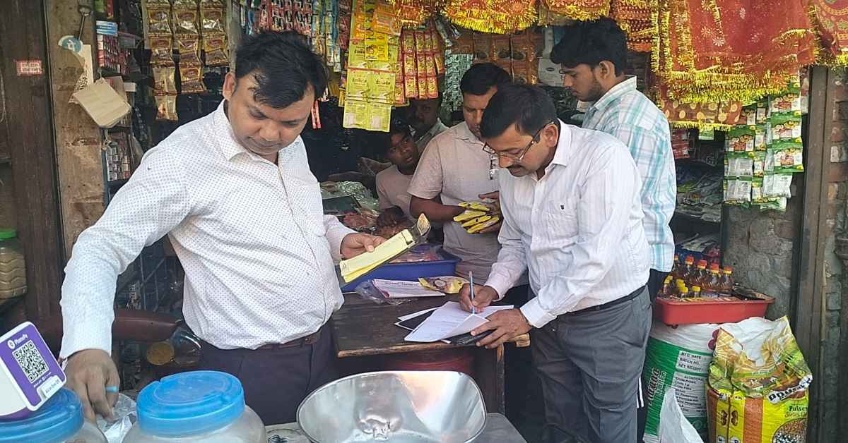 बड़ी कार्रवाई : 1500 दुकानों पर स्वास्थ्य विभाग ने मारा छापा, कई को जारी किया नोटिस, इस खाद्य पदार्थ में लगातार मिल रही शिकायत