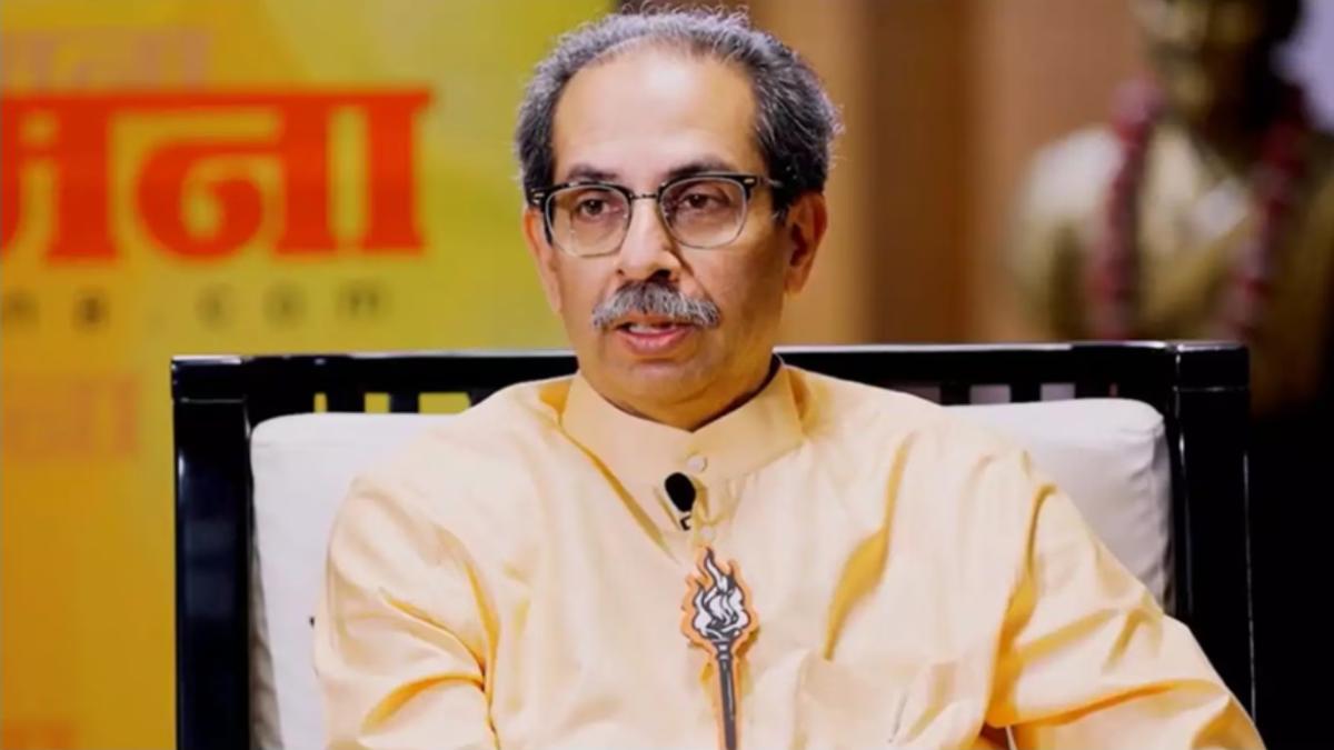‘कुछ बदलाव अच्छे…’ वक्फ बिल पर उद्धव ठाकरे ने तोड़ी चुप्पी, CM फडणवीस पर किया पलटवार