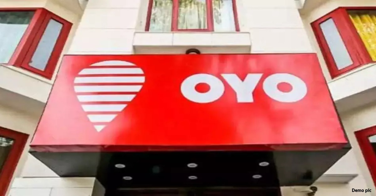 BREAKING : OYO पहुंची पुलिस, हिरासत में 8 युवक और 7 युवतियां